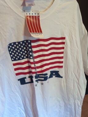 Sonoma White Tee with Red and Blue Flag USA Graphic. XL.NWT. Men's Or Women's Sa